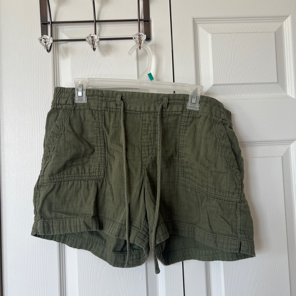 Old Navy Green Cargo Shorts Relaxed Fit